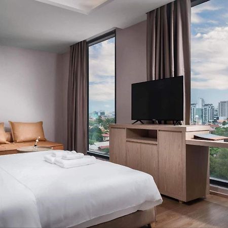 Sf Hotel Penthouse Residences Phnom Penh Luaran gambar