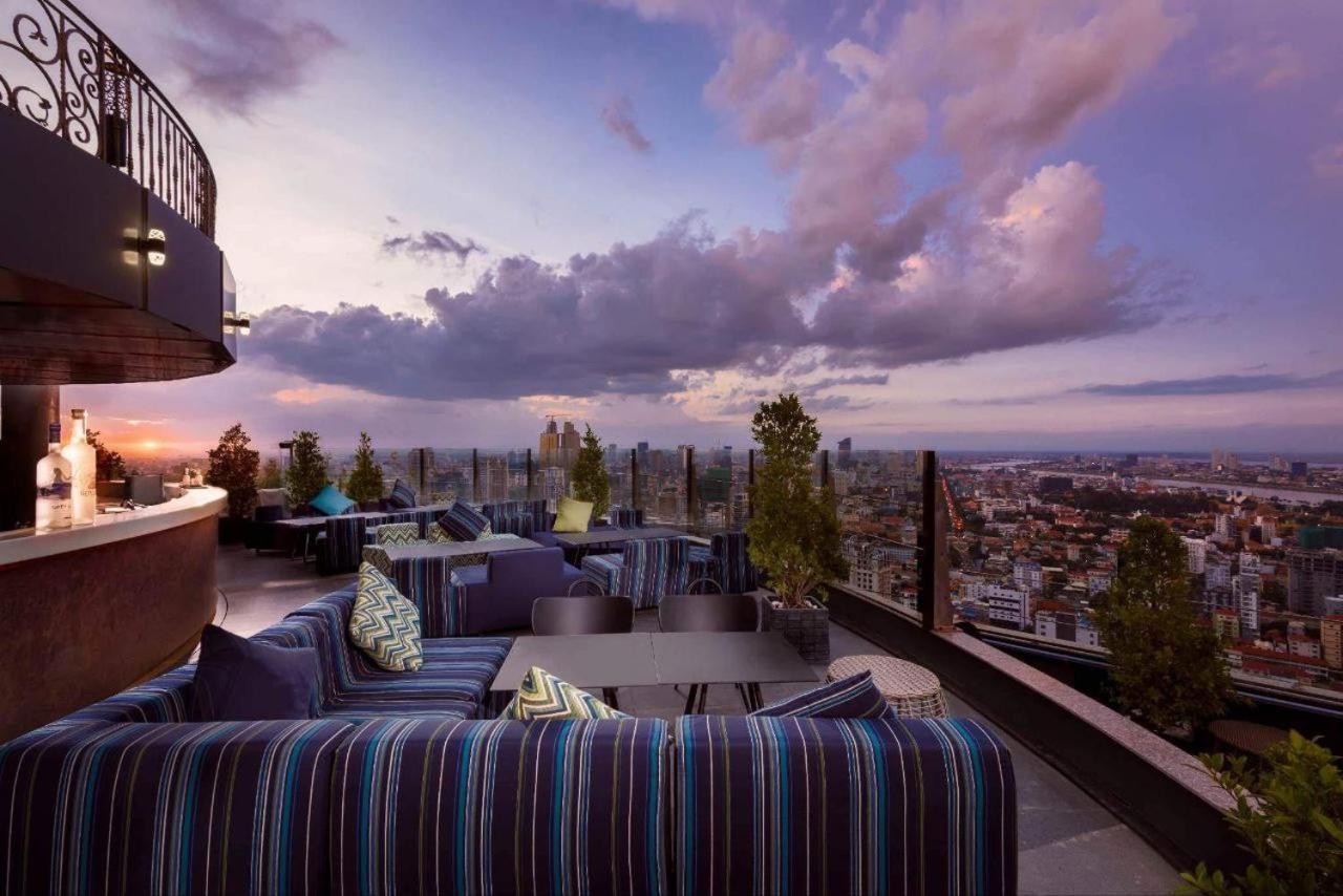 Sf Hotel Penthouse Residences Phnom Penh Luaran gambar