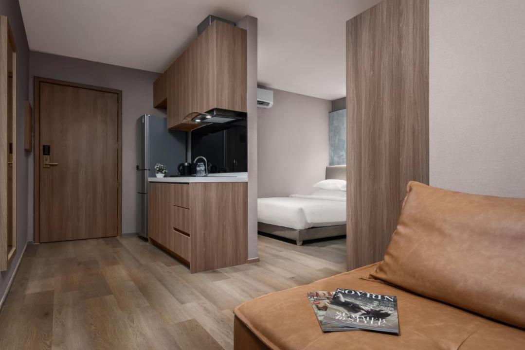 Sf Hotel Penthouse Residences Phnom Penh Luaran gambar